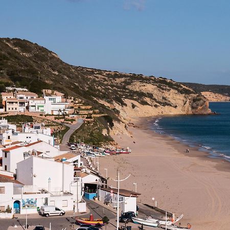 Newly Renovated 2 Bedroom Townhouse - Close To Salema Beach 외부 사진