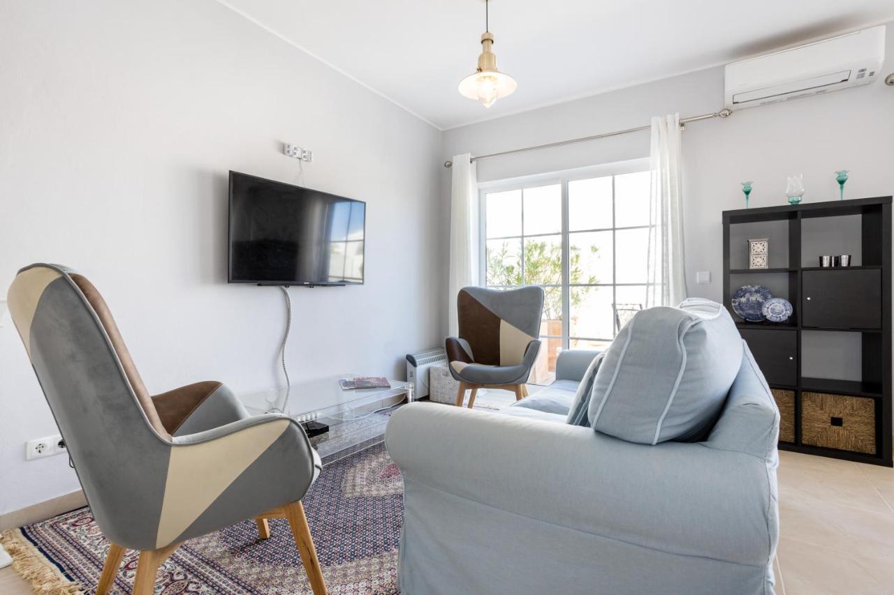 Newly Renovated 2 Bedroom Townhouse - Close To Salema Beach 외부 사진
