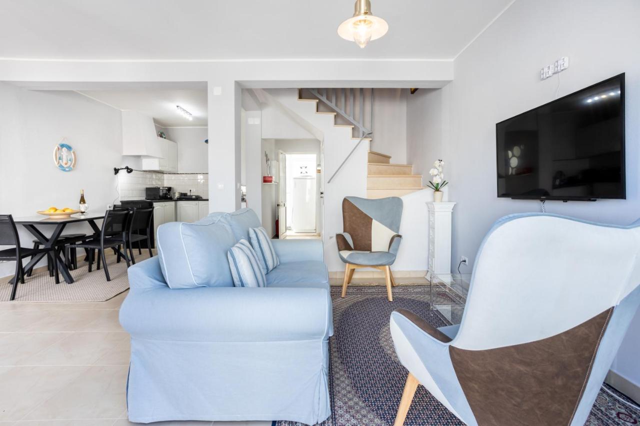 Newly Renovated 2 Bedroom Townhouse - Close To Salema Beach 외부 사진