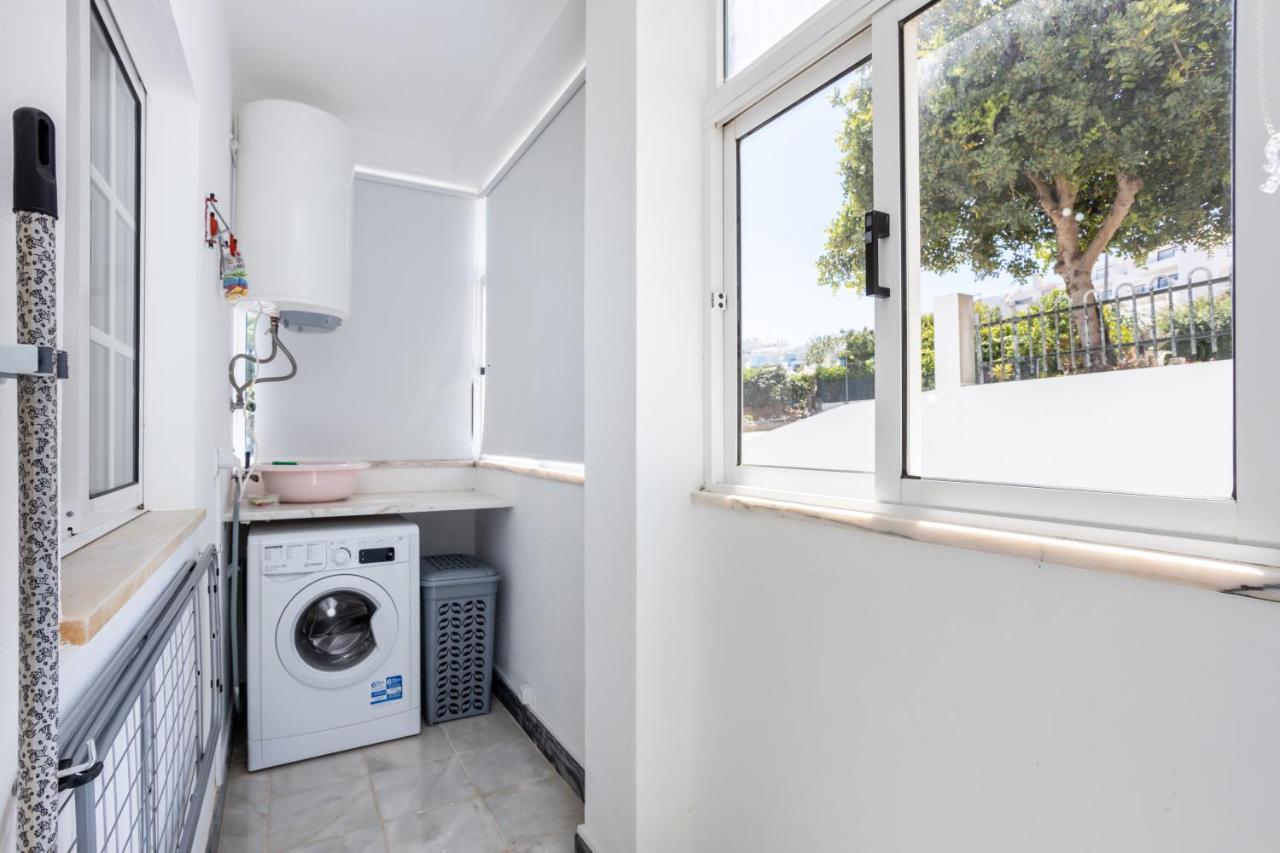 Newly Renovated 2 Bedroom Townhouse - Close To Salema Beach 외부 사진